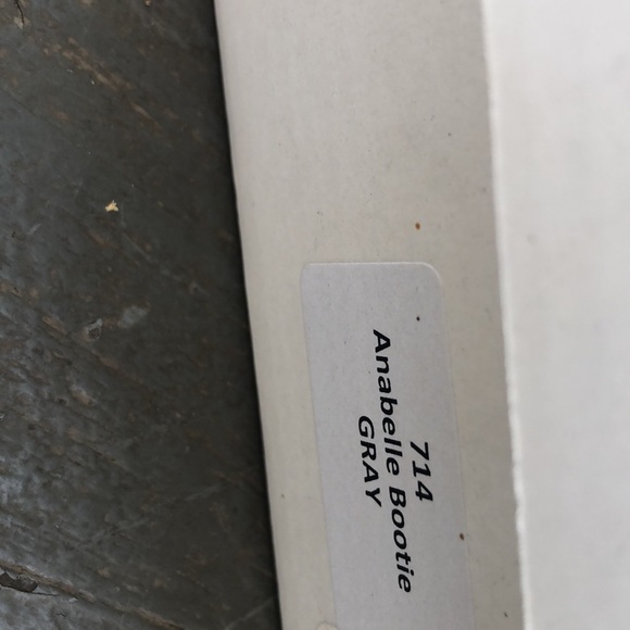 Brand new Annabelle Bootie Gray Elephantito boot - Picture 4 of 4